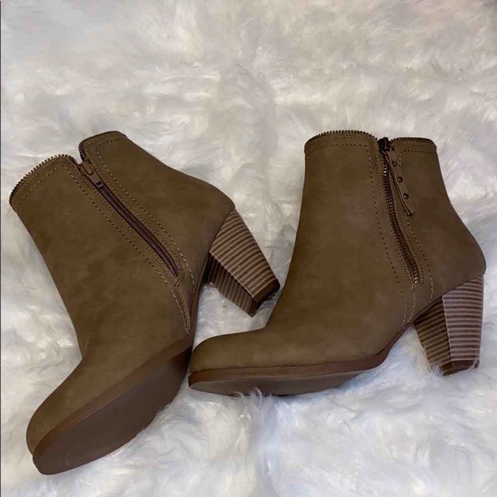 Booties - Picture 3 of 11